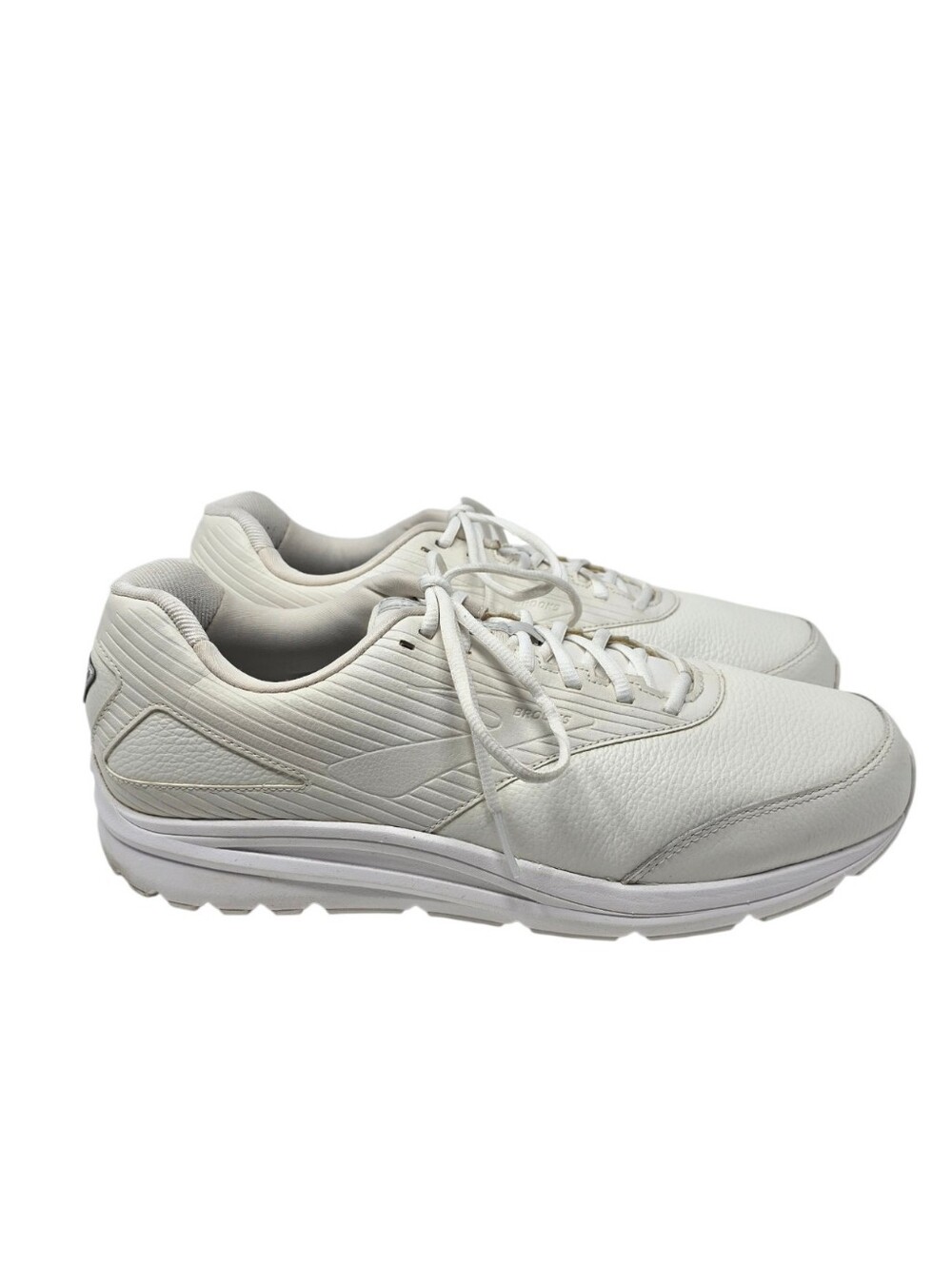 Brooks Addiction Walker Sneaker Leather Walking Shoe White Men's 15 Wide 2E